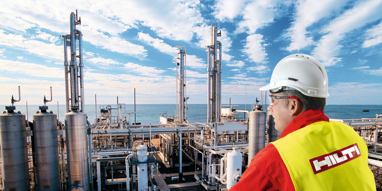 CB003385 Natural Gas Processing Plant --- Image by © Royalty-Free/Corbis