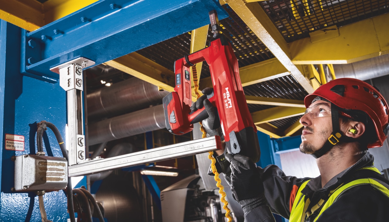 Fixation sur acier avec un cloueur BX 3 Hilti