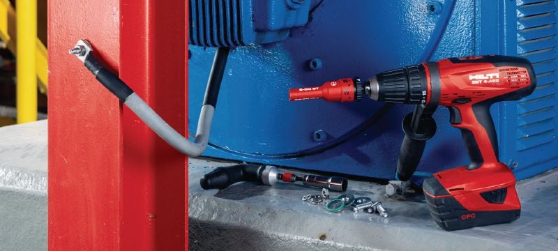 Goujon à visser S-BT-ER HC Vis filetée dans le goujon (acier inoxydable, filetage métrique) pour les connexions électriques sur l’acier dans des environnements très corrosifs, section maximale recommandée du câble connecté 120 mm² Applications 1