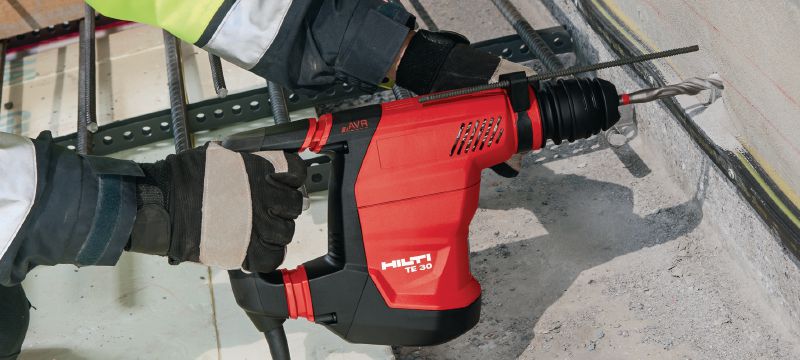 Perforateur TE 30-AVR Perforateur SDS Max (TE-C) puissant pour le forage et le burinage de rectification difficiles dans le béton, équipé du système de réduction active des vibrations (AVR) Applications 1