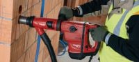 Perforateur TE 60-ATC-AVR Perforateur SDS Max (TE-Y) polyvalent et puissant pour le forage et le burinage dans le béton avec systèmes de réduction active des vibrations (AVR) et anti-torsion (ATC) Applications 4