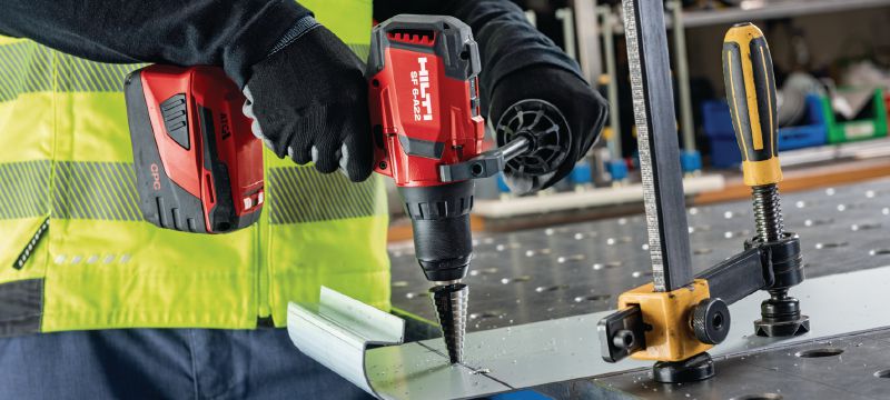 Visseuse-perceuse sans fil SF 6-A22 Visseuse-perceuse sans fil 22 V avec régulation active du couple et embrayage électronique pour une utilisation universelle dans le bois, le métal et autres matériaux Applications 1