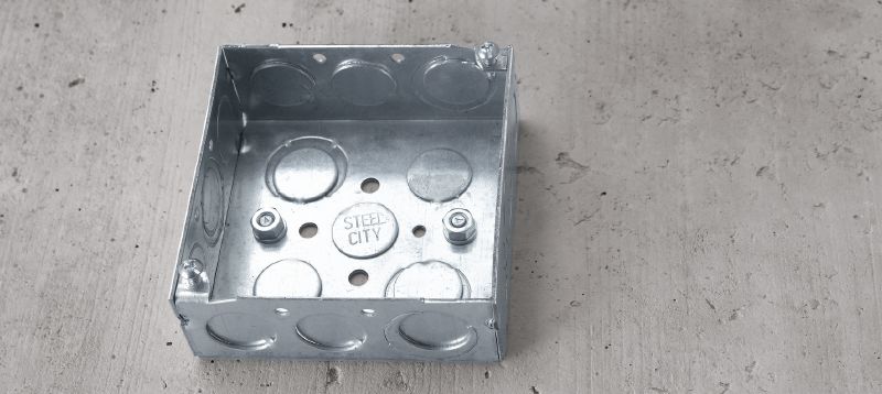 X-M6 FP8/D8 Goujon fileté en acier au carbone pour une utilisation avec les cloueurs à poudre sur béton (rondelle de 8 mm) Applications 1