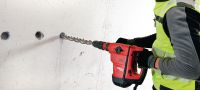 Perforateur TE 60-ATC-AVR Perforateur SDS Max (TE-Y) polyvalent et puissant pour le forage et le burinage dans le béton avec systèmes de réduction active des vibrations (AVR) et anti-torsion (ATC) Applications 2