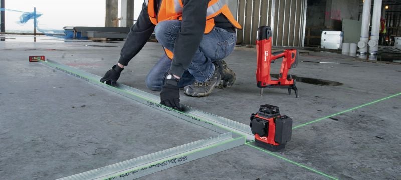 Laser multidirectionnel PM 30-MG Laser multidirectionnel compact - 3 lignes vertes 360° à auto-alignement pour accélérer le nivellement, l'alignement et l'équerrage (plateforme de batteries 12 V) Applications 1