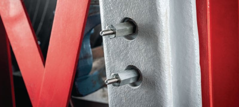 Adaptateur d'espacement fileté (acier inoxydable) Adaptateur d'espacement fileté en acier inoxydable mâle/femelle pour la fixation sur des poutres en acier revêtu de protection passive contre l’incendie (PFP) Applications 1
